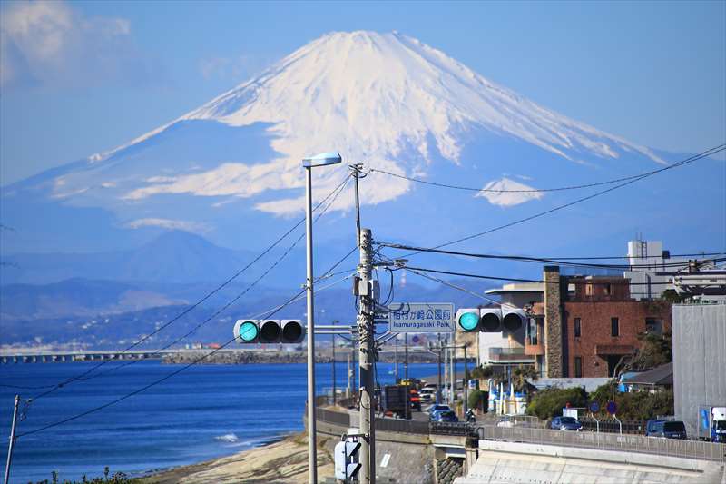 稲村ヶ崎切通からの富士山の眺め