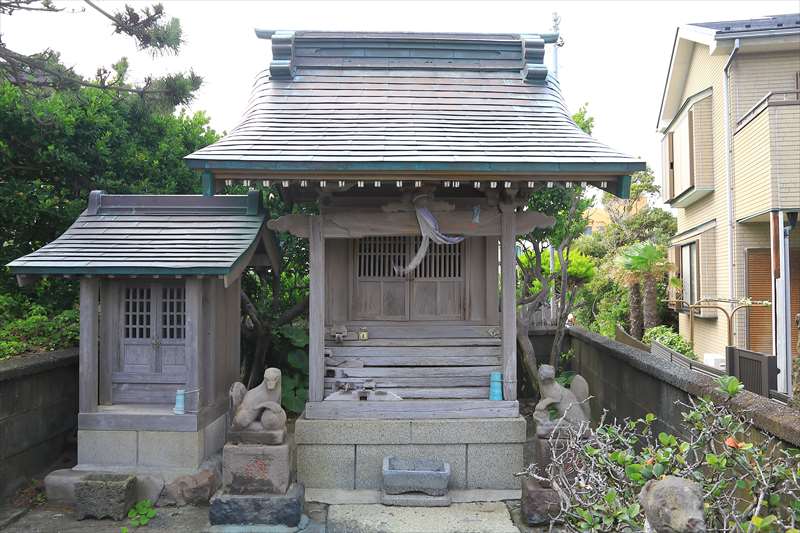 稲荷神社（鎌倉市長谷2丁目・坂ノ下）