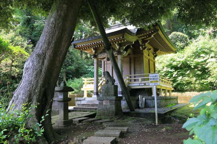 朝比奈町の熊野神社