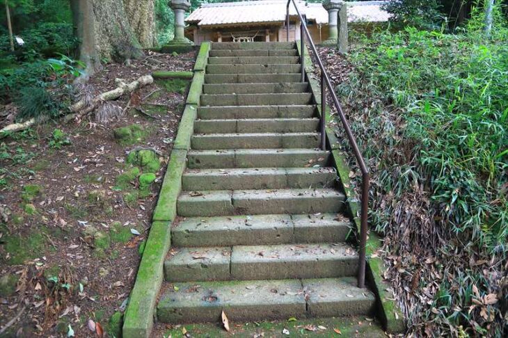 熊野神社（浄妙寺）の階段
