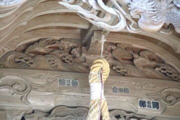 五所神社 本殿の木彫り