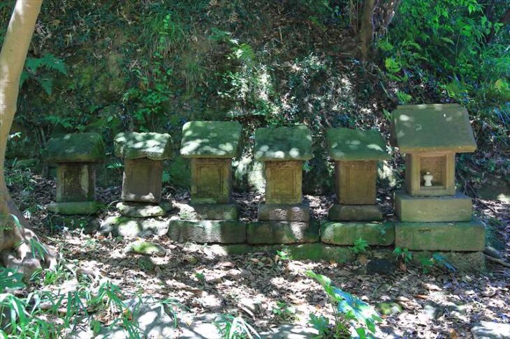 熊野神社（手広）の小祠