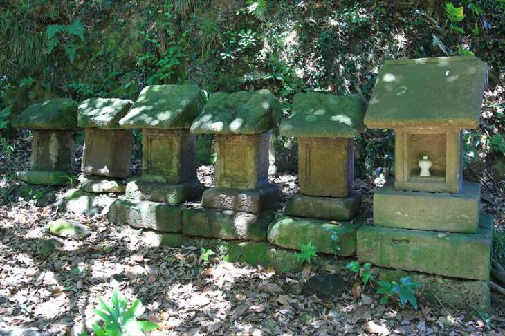 熊野神社（手広）の小祠