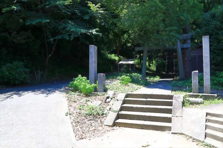 熊野神社（手広）の入口