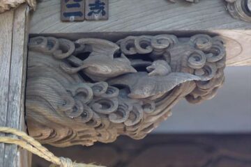 常盤八雲神社の社殿の装飾