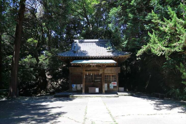 諏訪神社 社殿