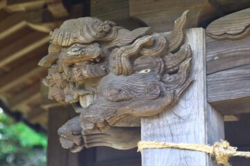 稲荷神社（台）の唐獅子