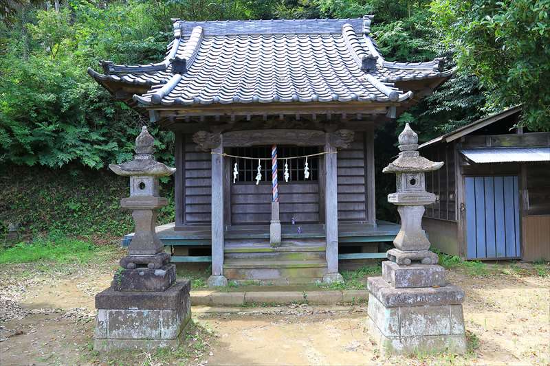 稲荷神社（台）