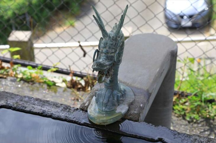台 神明神社の手水