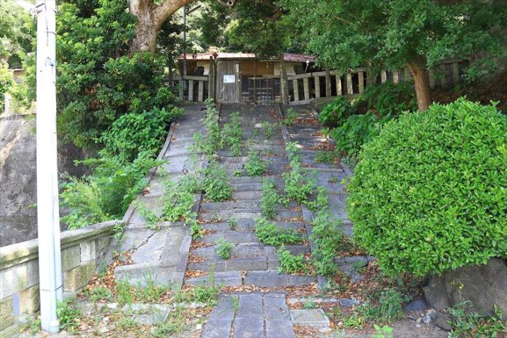 龍口明神社 元宮の階段