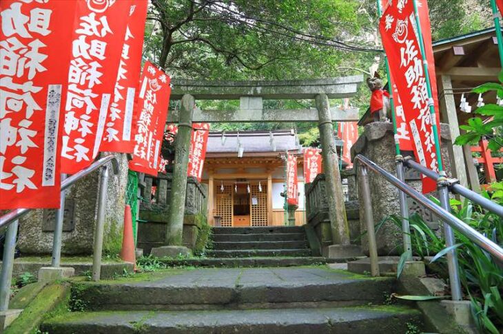 佐助稲荷神社の参道