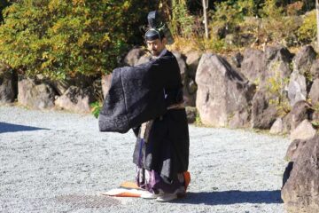 鎌倉宮 初詣の様子 宮司による舞