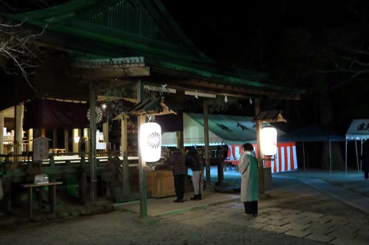 鎌倉宮 初詣（夜）