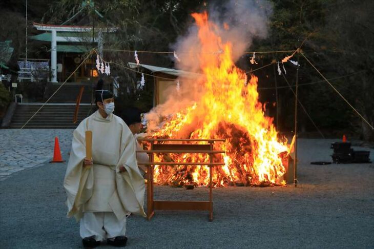鎌倉宮のどんと焼き 