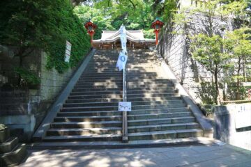 辺津宮への参道の階段