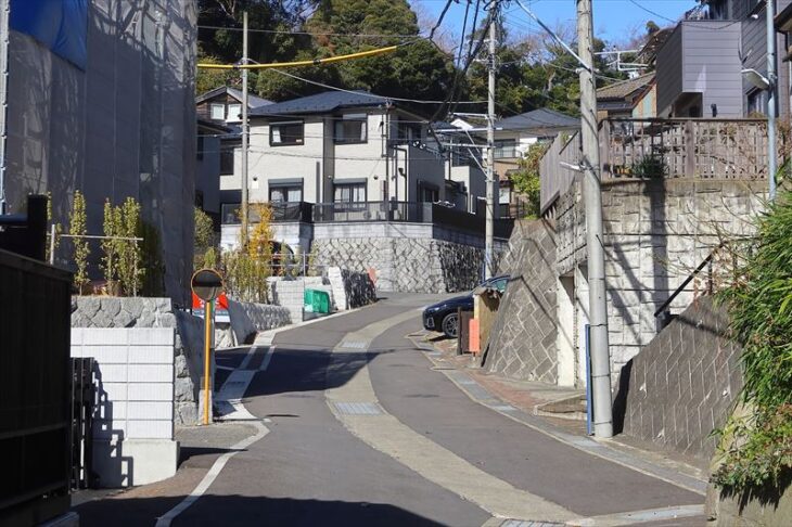 西御門の東御門奥の住宅街