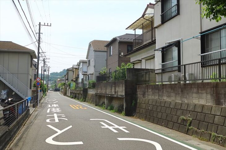 笛田4丁目・大塚側沿い