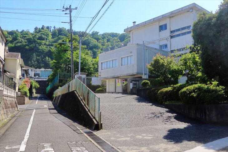 鎌倉市立今泉小学校