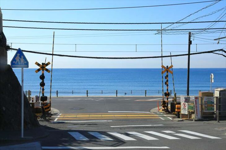 鎌倉高校前の踏切（スラムダンクの聖地）
