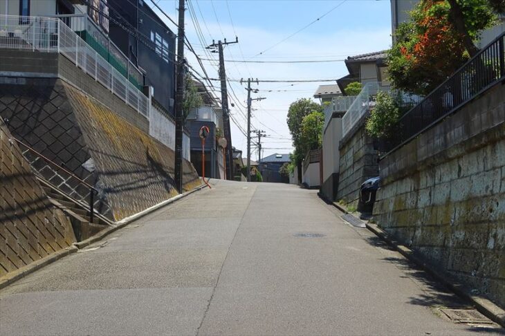 腰越1丁目の住宅街