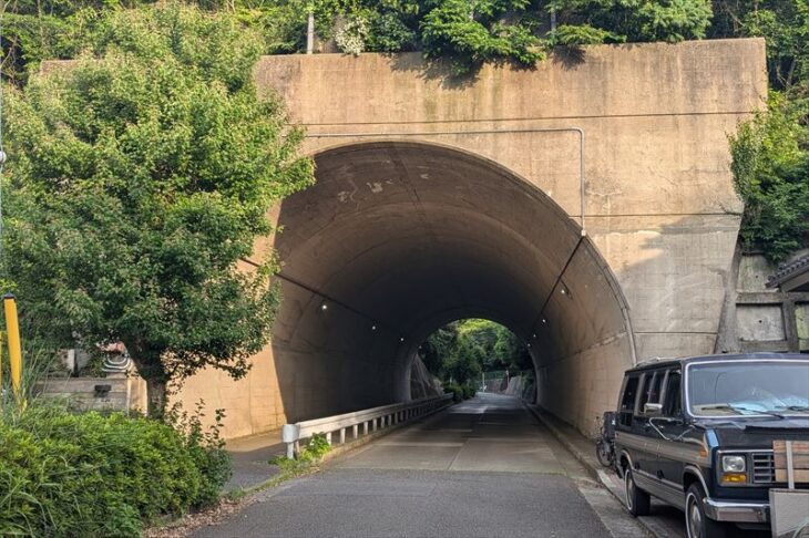 猫池隧道