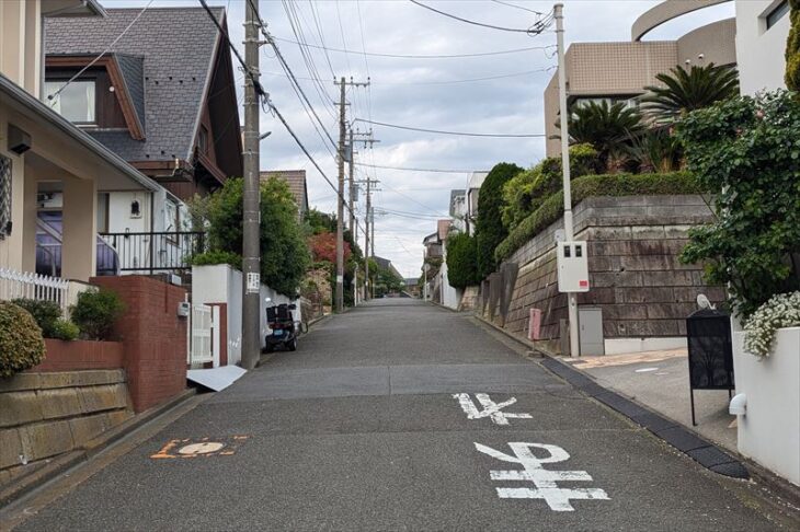 七里ガ浜東2丁目