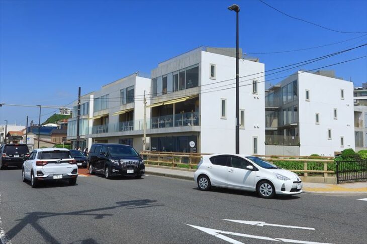 七里ガ浜1丁目の海岸線