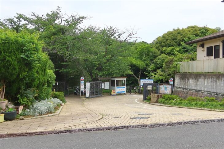 鎌倉中央公園の入口