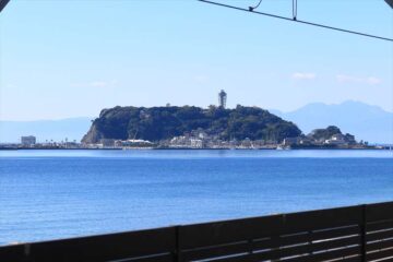 顕証寺から見る江ノ島