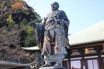 長勝寺 日蓮聖人の銅像
