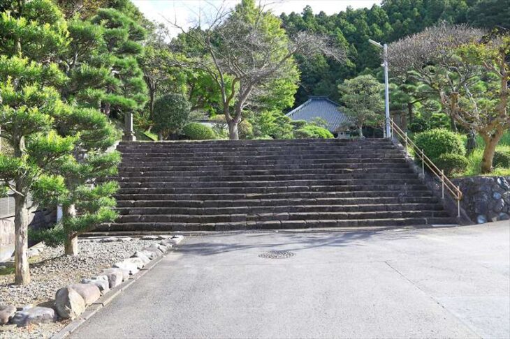 大長寺の石段（階段）