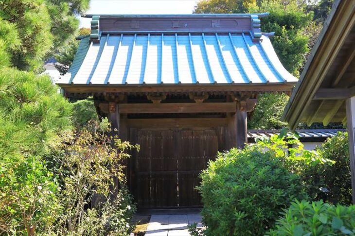妙法寺の山門