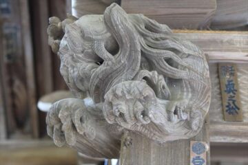 龍口寺の手水の唐獅子像