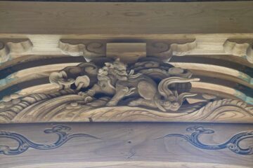 龍口寺 大本堂の木彫りの麒麟