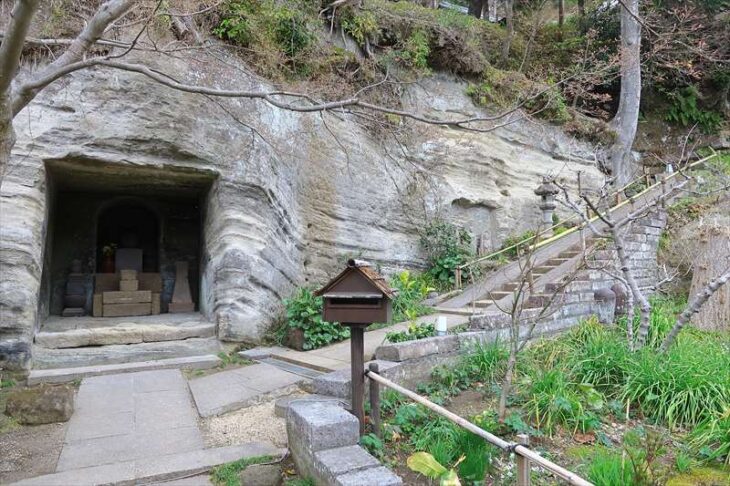 龍隠庵の階段