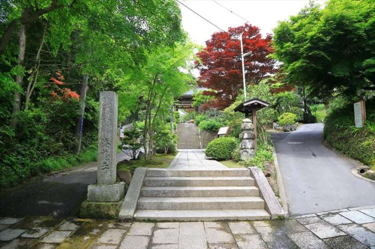 海蔵寺の入口