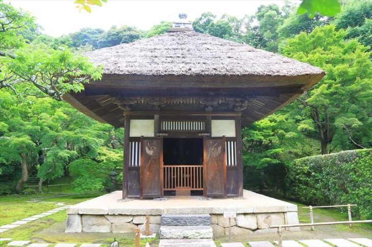 長寿寺の観音堂