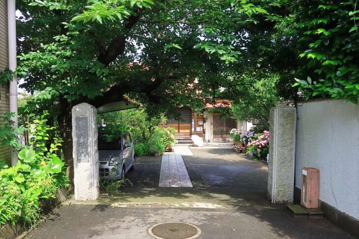 向福寺の入口