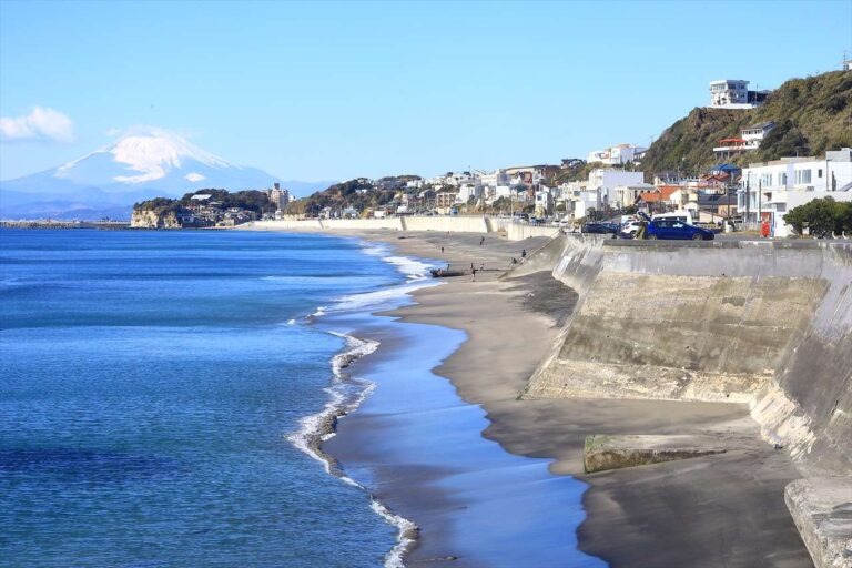 七里ヶ浜(七里ヶ浜海岸) | 鎌倉の景色と風景・町並み by鎌倉PRESS