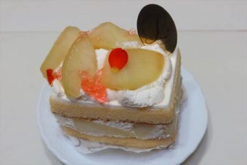 レ・シュー西鎌倉本店のラ・フランスのショートケーキ