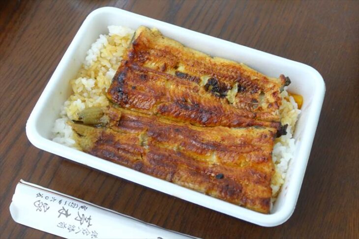 茅木家のうなぎ弁当