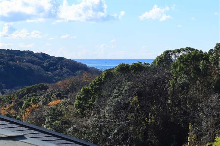 西御門から見える海