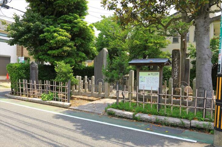 日蓮上人辻説法跡